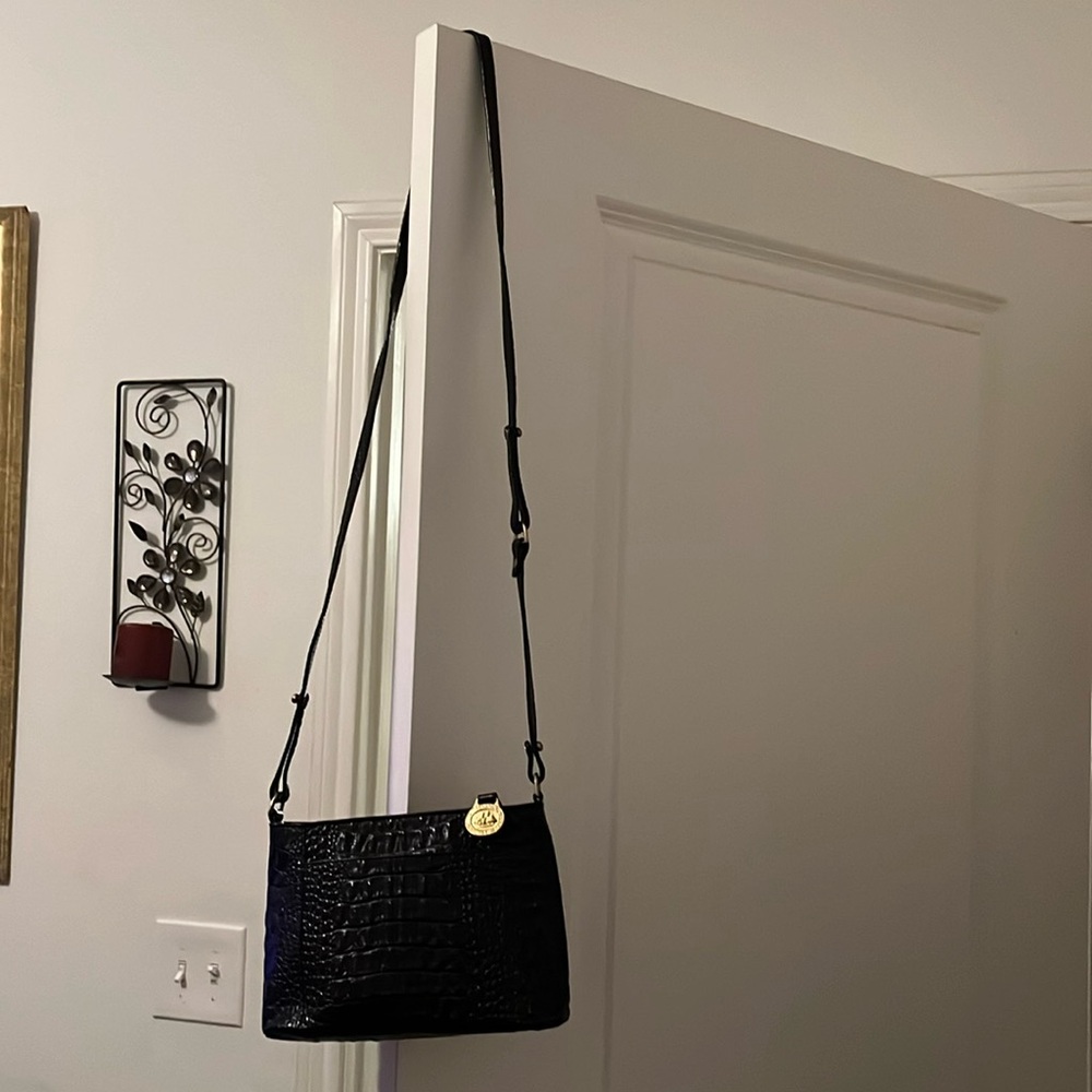 Black Brahmin crossbody bag in good condition.